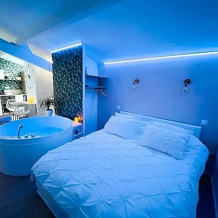 Lovicea Balneo Suite, 200m