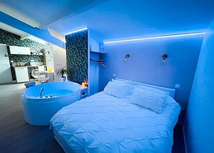 Lovicea Balneo Suite, 200m