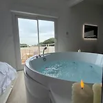 Apartman Lovicea Balneo Suite, 200m *